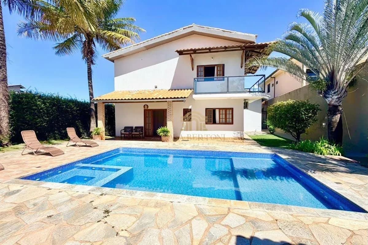 Casa em Setor Habitacional Arniqueira